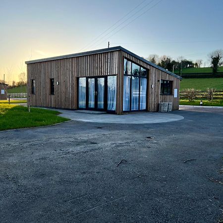 Killyfole Lakeside Lodges Corranny Dış mekan fotoğraf