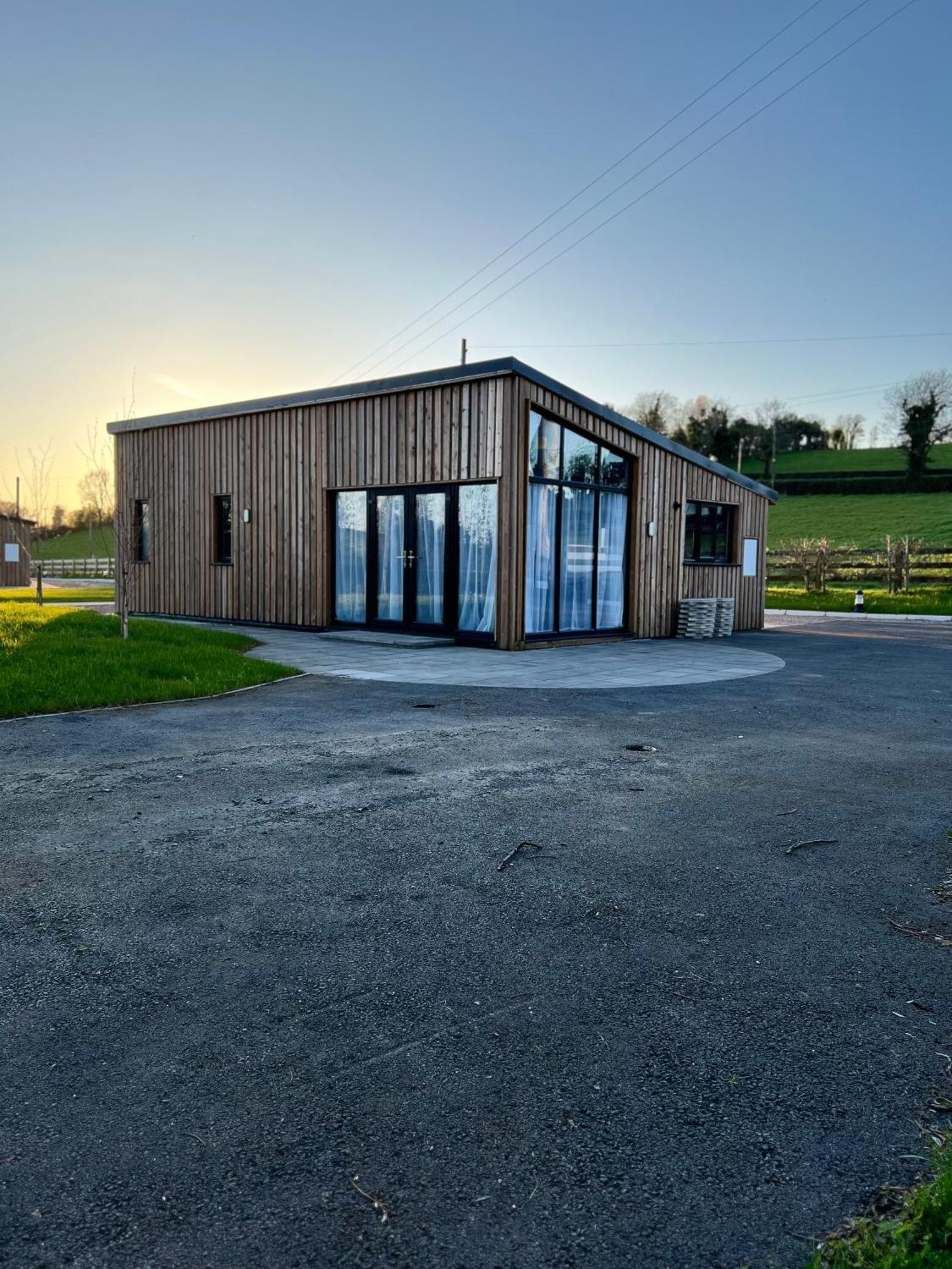 Killyfole Lakeside Lodges Corranny Dış mekan fotoğraf
